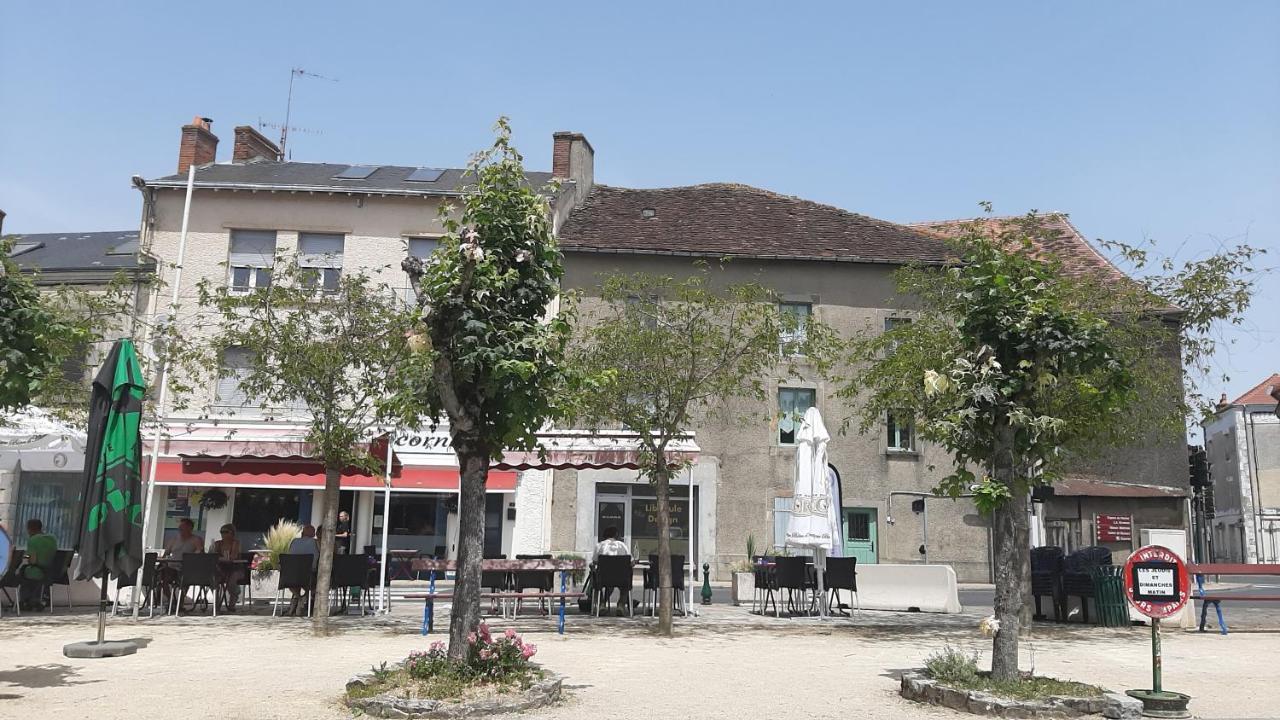 GÎte Déco Magnac-Laval Esterno foto