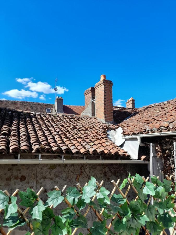 GÎte Déco Magnac-Laval Esterno foto