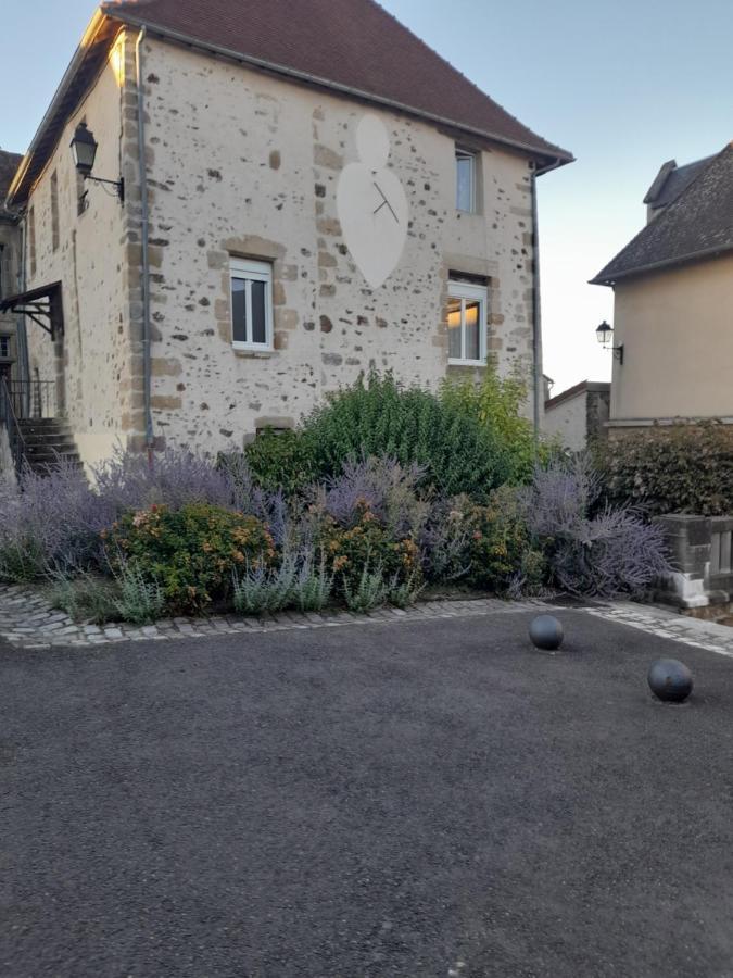 GÎte Déco Magnac-Laval Esterno foto